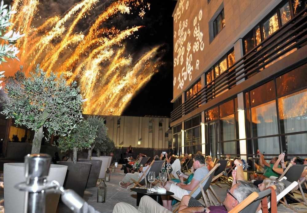 Renaissance Aix-En-Provence Hotel Eksteriør billede The Sky Bar